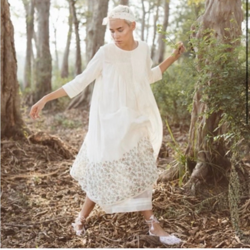 Itr by Khyati Pande Escape Off-white embroidered and floral dress in size L - Picture 2 of 15